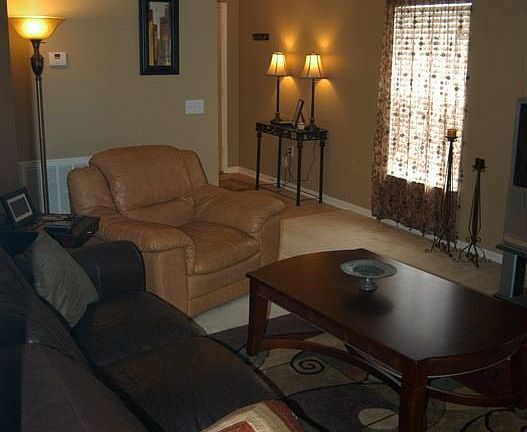 4th image of 17007 Lixberry Way