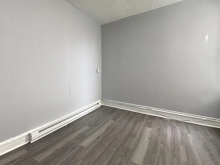 1902 South 65th Street — Photo 15