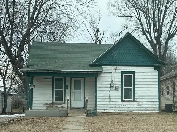 2068 N Lexington Avenue, Springfield, MO 65803
