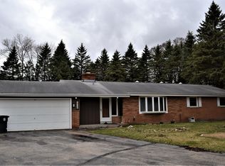 N73W15339 Paseo Ct, Menomonee falls, WI 53051