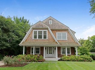 47 Pulaski St, Southampton, NY 11968