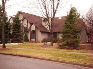 3000 Scarborough Ln, Midland, MI