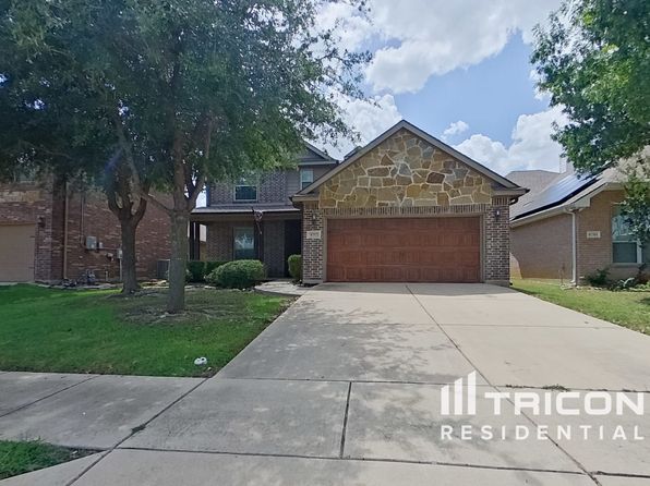 8757 Royalwood Dr
