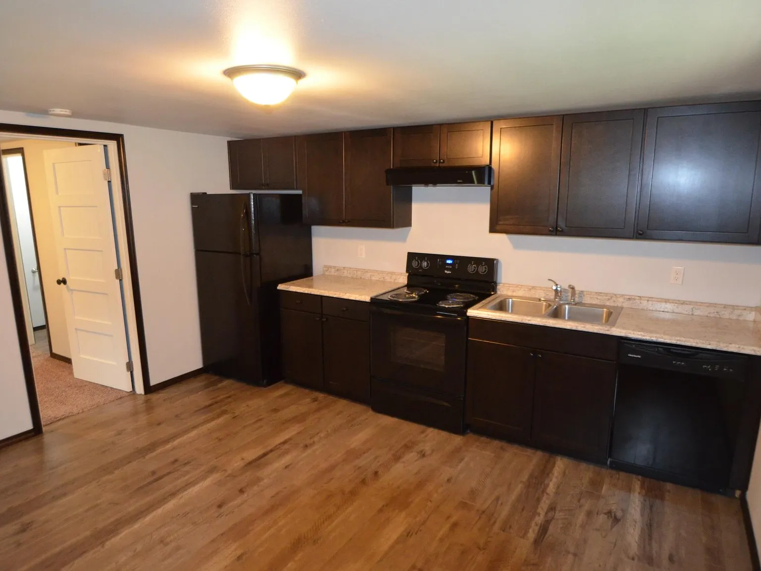 1 bed, 600 sqft, $1,125 — Photo 4