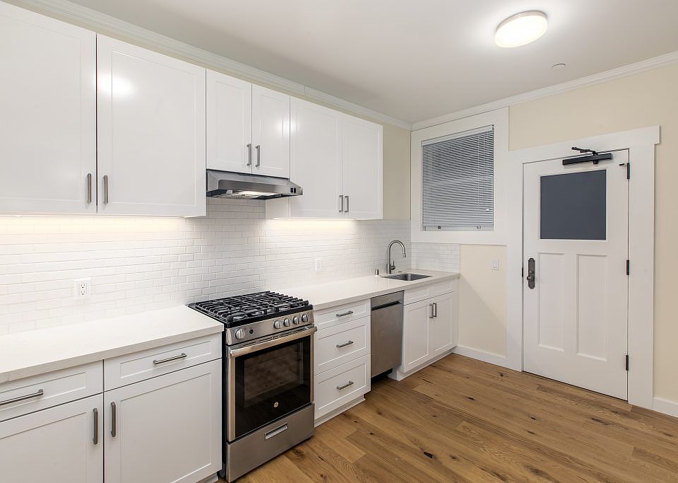 1st image of 3525 17th St APT 3