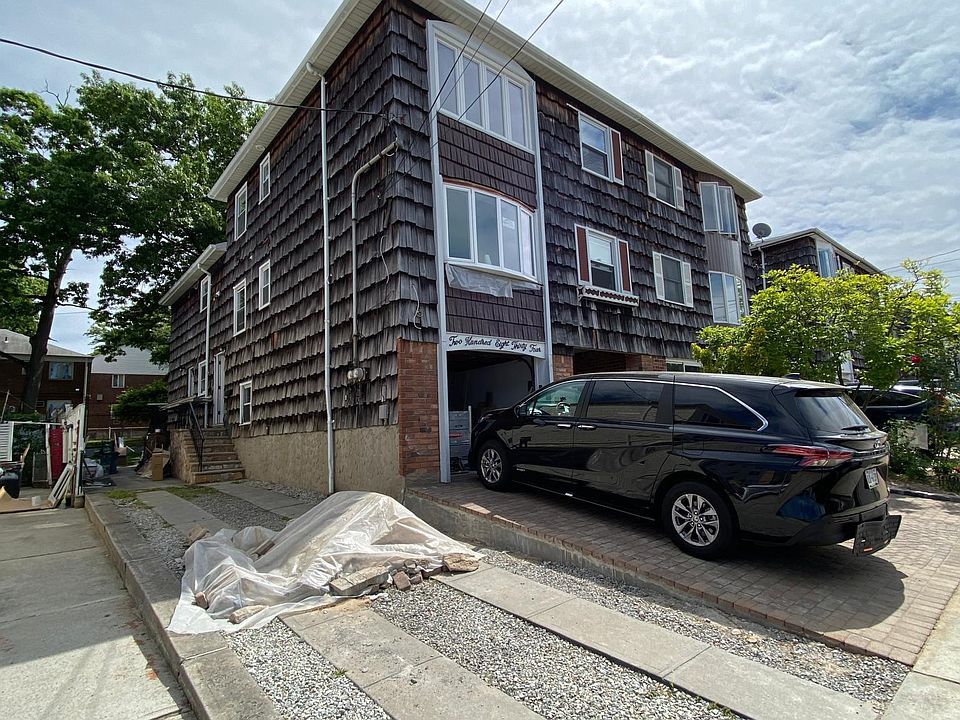 1st image of 20834 15th Dr Floor 2