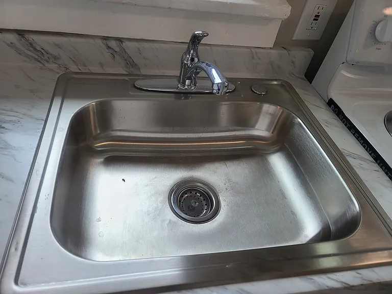 207 N Franklin Blvd #B — Photo 6