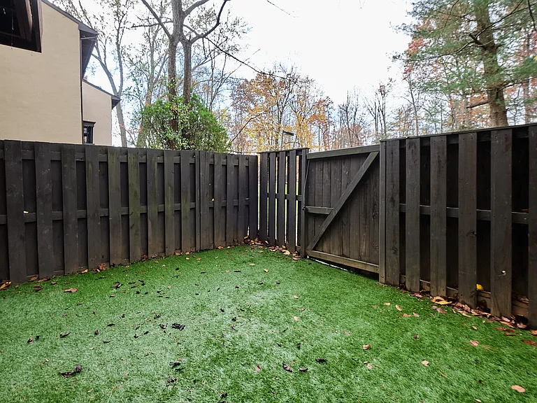 2214 Cartwright Pl — Photo 47