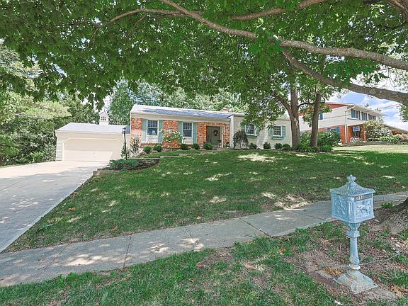 2nd image of 5592 Windermere Ln