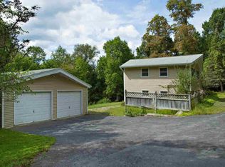 143 Hillside Rd, Poughquag, NY 12570