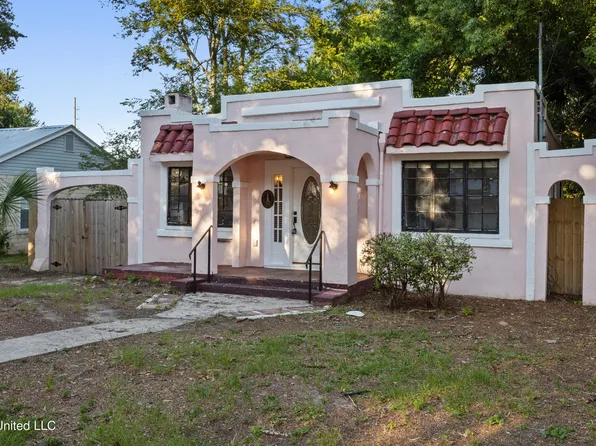 168 Saint Paul St, Biloxi, MS 39530