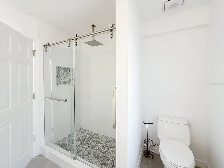 2827 Sanctuary Ln — Photo 46