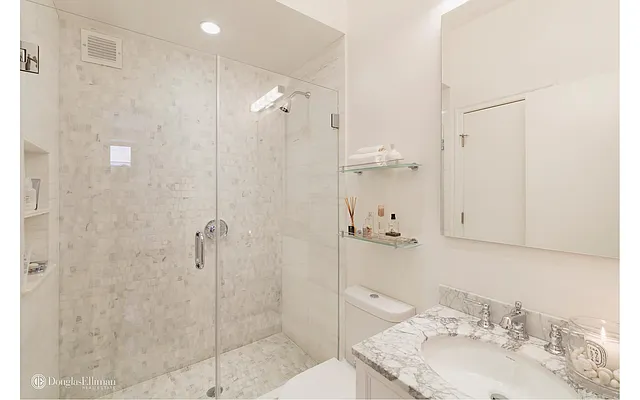 Sold by Douglas Elliman | media 29