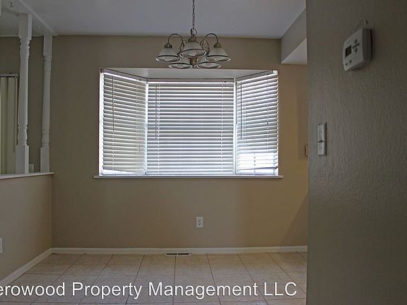5th image of 1695 S Nile Ct