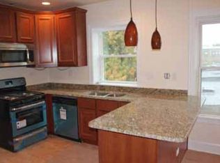 829 S Euclid Ave, Oak Park, IL 60304