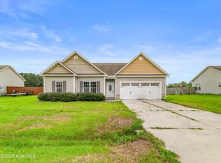 105 Conley Hills Dr, Richlands, NC 28574