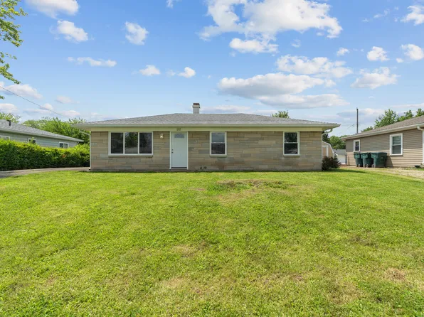 1517 W Stirling Dr, Muncie, IN 47304