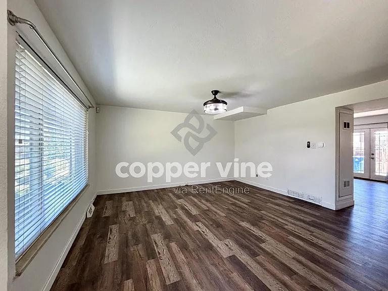 8748 Mariposa St — Photo 2