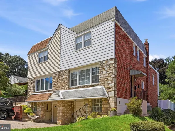 557 Livezey St, Philadelphia, PA 19128