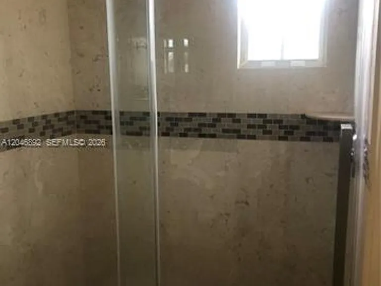 1129 SW 147th Ter #Townhouse 1129 — Photo 10