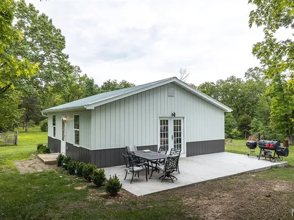 110 Goshen Rd, Leslie, MO 63056