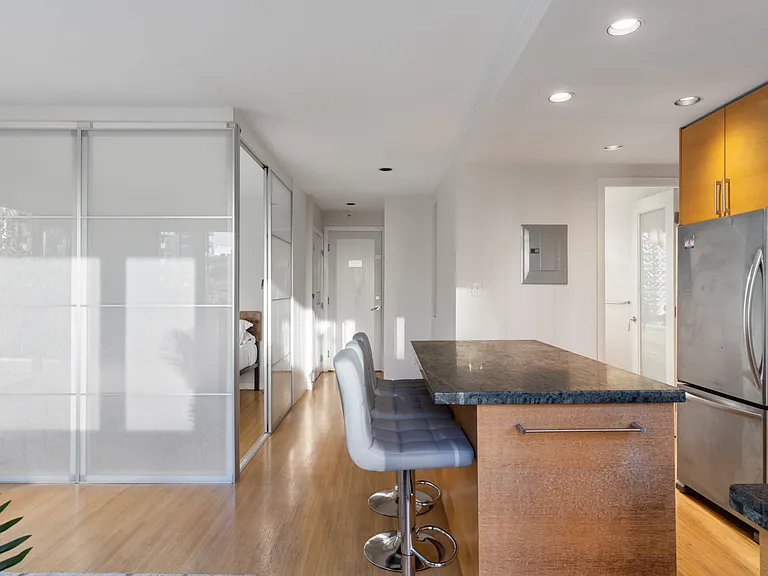 1540 Haro St — Photo 40