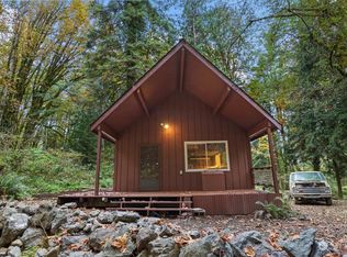8974 Frost Creek Rd, Maple Falls, WA 98266