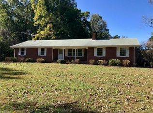 4067 Brown Oaks Rd, Randleman, NC 27317