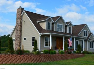 10471 Gilbert Rd, Newton Falls, OH 44444