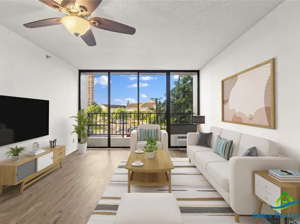 98-402 Koauka Loop APT 212, Aiea, HI 96701