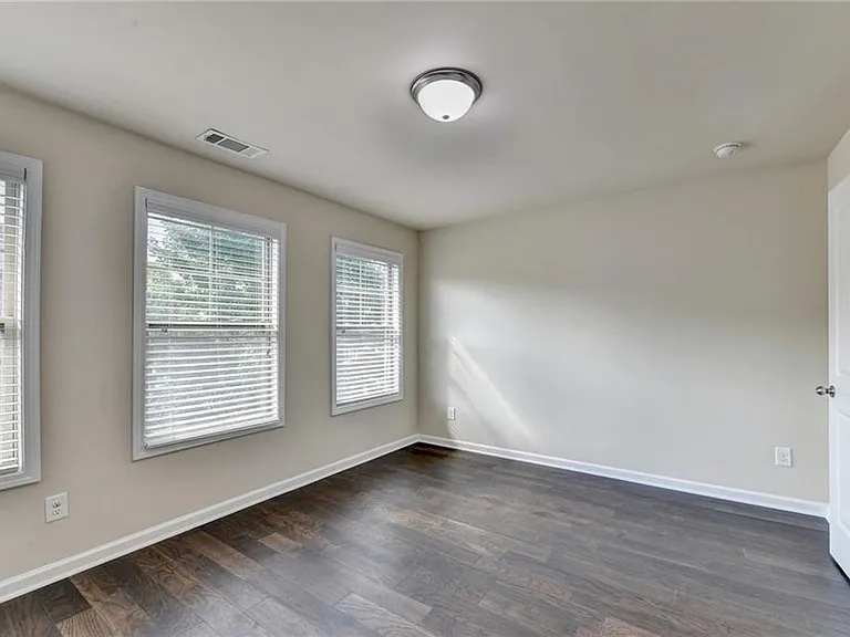 4307 Tacoma Trce — Photo 41