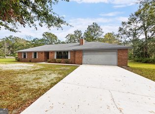 1111 Clarks Bluff Rd, Kingsland, GA 31548
