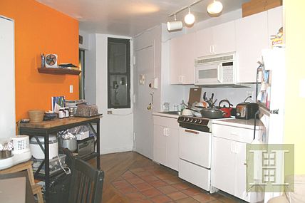3rd image of 210 E 88th St APT 2B