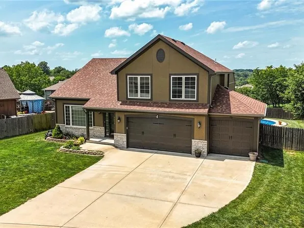 8624 NW Utica Ave, Kansas City, MO 64153