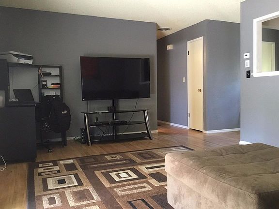 4th image of 1225 El Vecino Ave