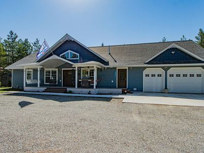 688 Champs Rd, Bonners Ferry, ID, 83805