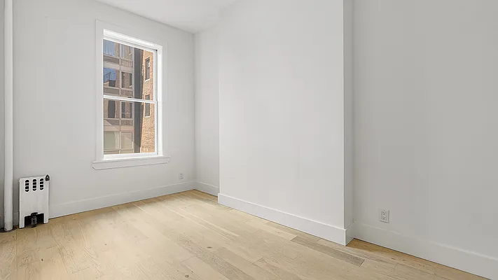 Rented by Compass | media 7