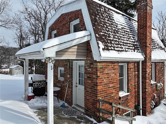 2nd image of 101 Hillcrest Dr
