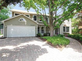 1237 Wilshire Dr, Naperville, IL 60540