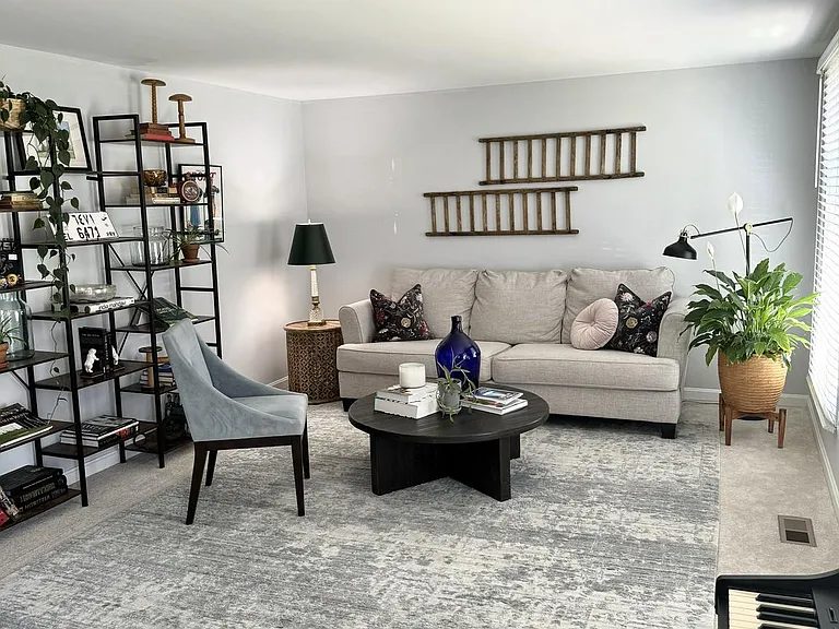 15418 Skyline Dr — Photo 2