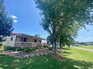 5758 Birch St, Conover, NC 28613