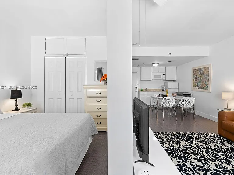 530 Ocean Dr #108 — Photo 18
