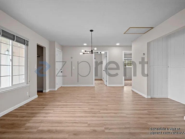 208 Richard Pl — Photo 8
