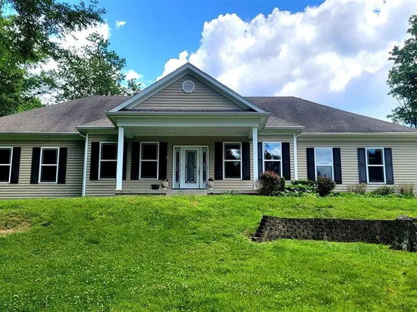 302 Forest Trce, Radcliff, KY 40160