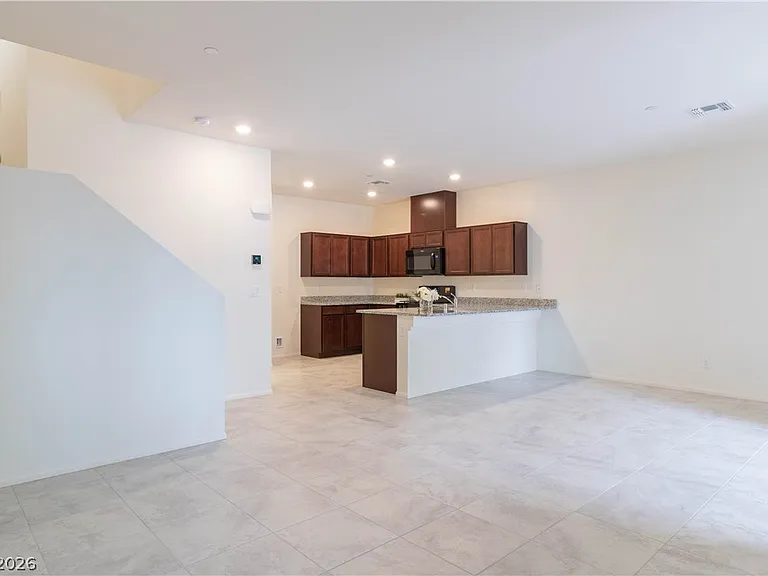 3208 Brynley Ave — Photo 7