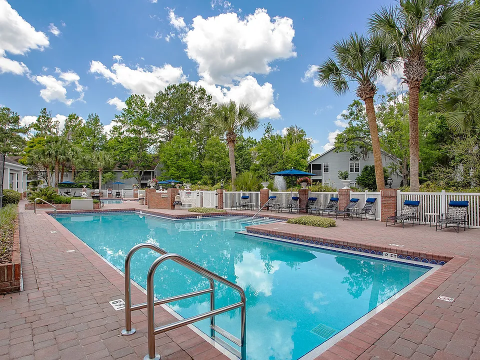Huntington Lakes Apartments