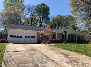 1003 Wakefield Dr, Greensboro, NC 27410