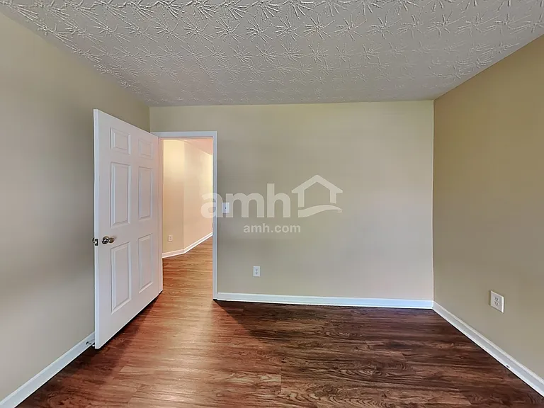 6165 Ambercrest Ct — Photo 22