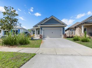 105 Oyster Blvd, Freeport, FL 32439