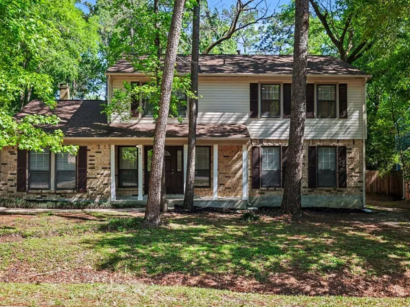 34 E Wandering Oak Dr, The Woodlands, TX 77381